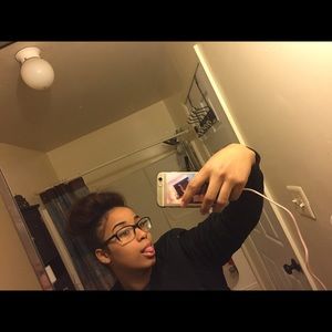 Meet your Posher, Victoria